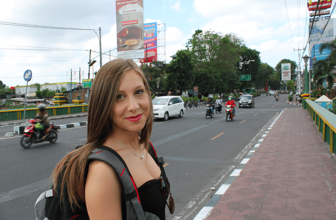 Avenue animée de Jakarta (Indonésie)